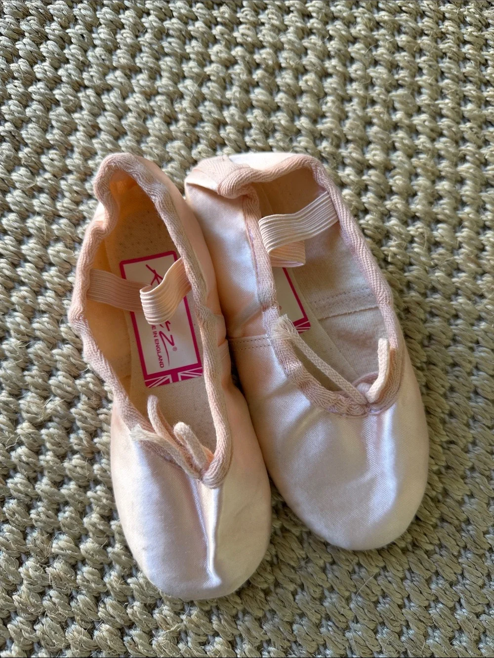 Katz worn once